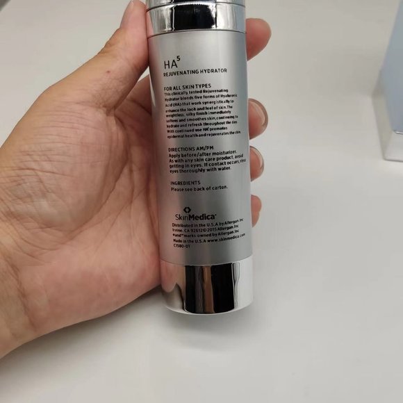 SkinMedica HA5 Rejuvenating Hydrator 2 oz. Facial Serum. New, sealed box. - Picture 3 of 6